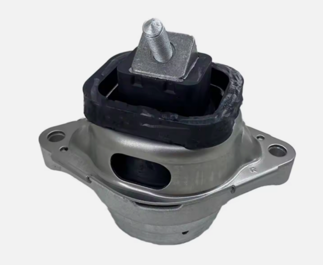 Engine Mount Left & Right, Range Rover vogue Range Rover L322, 3.6L V6 Diesel, 4.4L V8 Diesel , KKB500730 Left ,  KKB500740 Right  - Right Side